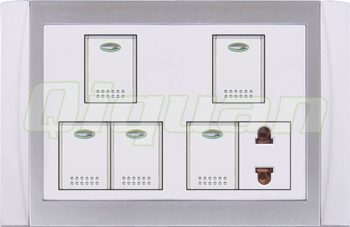 五位单控开关带一位插座