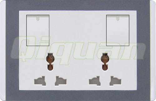 2 gang multi-socket with 2 switch